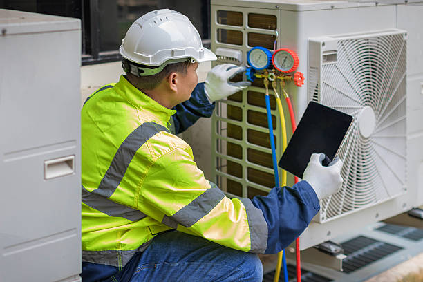 Professional Air Conditioning Repair technician working in Harpswell, ME